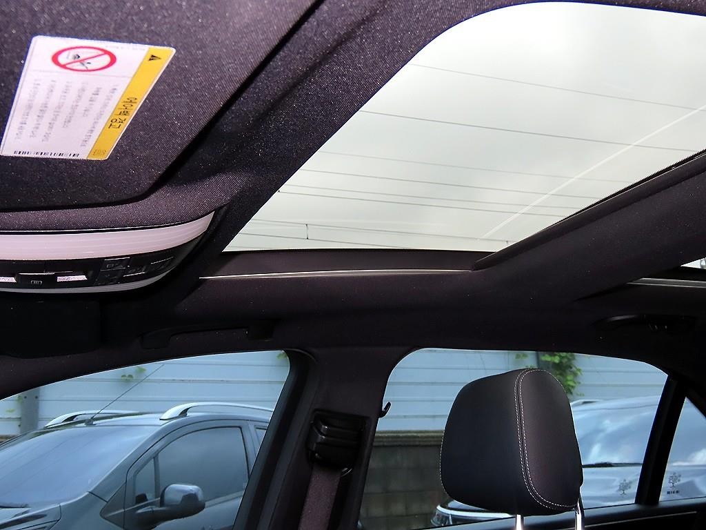 벤츠 E 클래스 E-클래스 W212 E350 블루텍 4MATIC 이미지 17