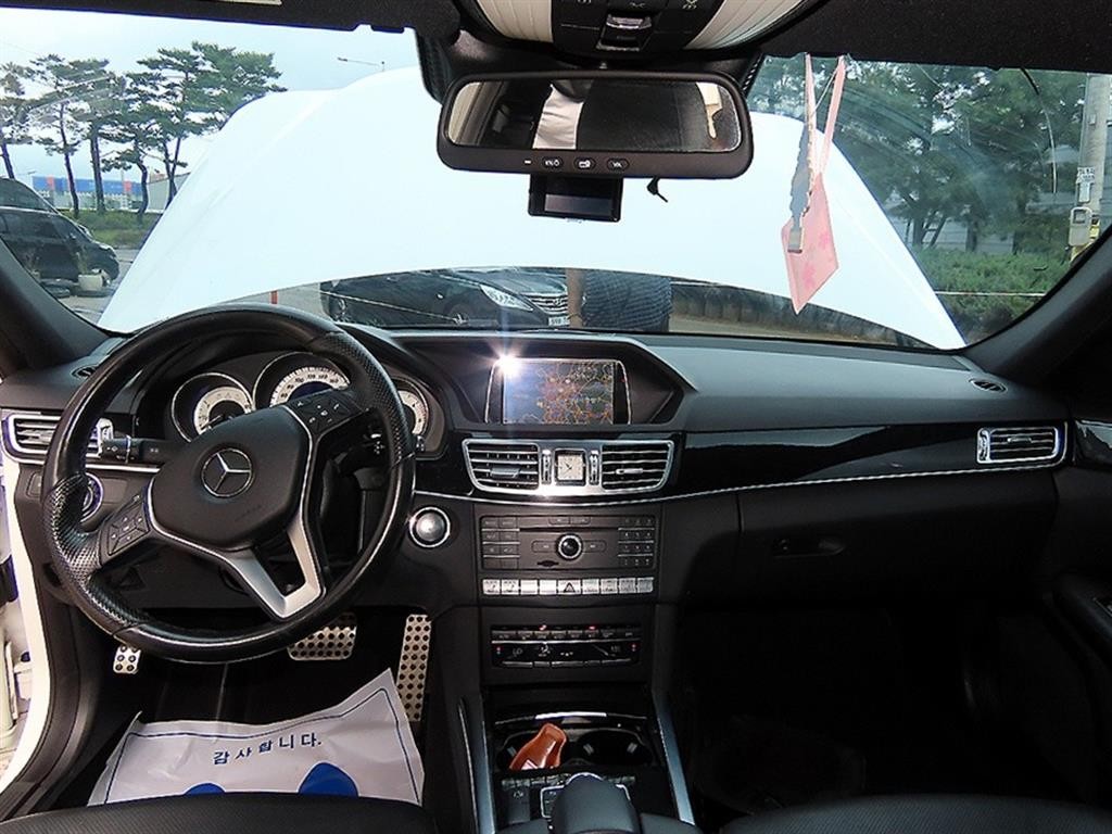 벤츠 E 클래스 E-클래스 W212 E350 블루텍 4MATIC 이미지 7