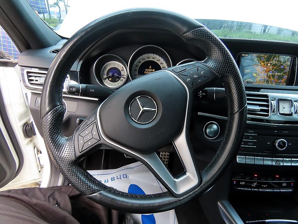벤츠 E 클래스 E-클래스 W212 E350 블루텍 4MATIC 이미지 8