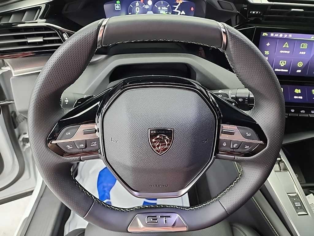 푸조 408 1.2 Pure Tech GT 이미지 9