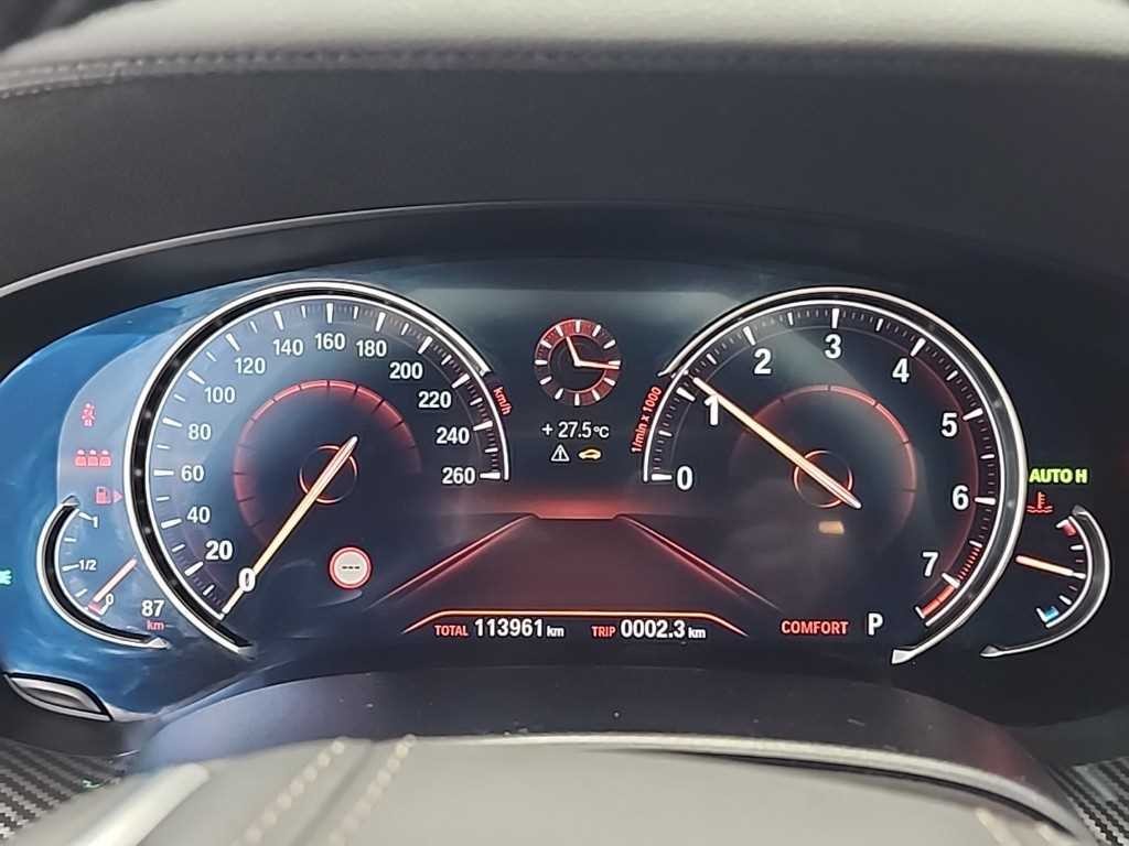 BMW 5시리즈 5시리즈 (G30) 530i M 스포츠 플러스 이미지 6