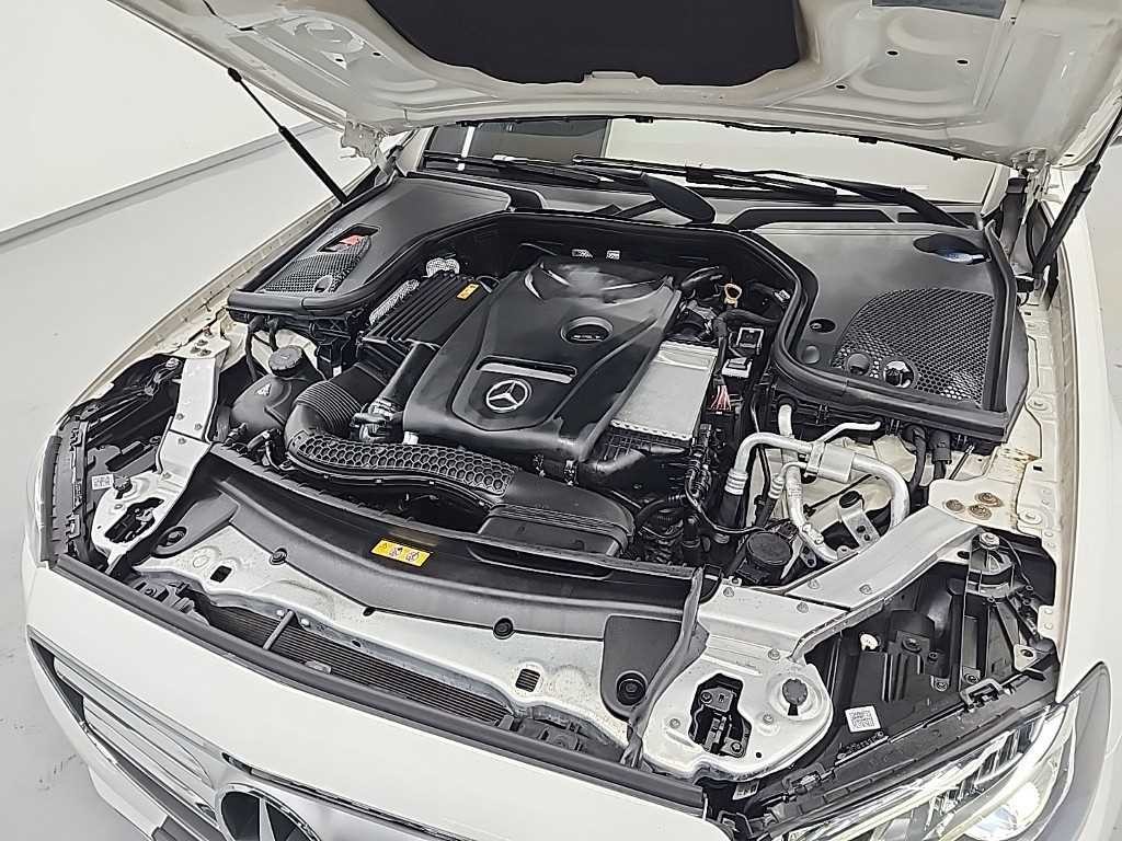 벤츠 E 클래스 E-클래스 W213 E300 아방가르드 이미지 5