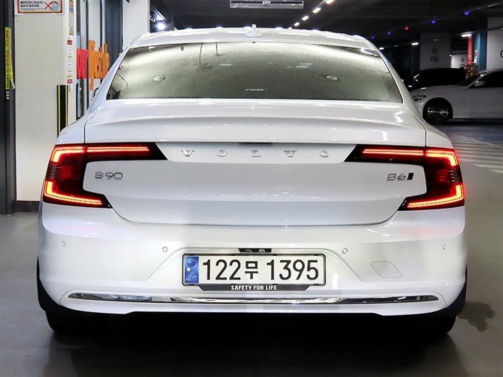볼보 S90 B6 AWD 얼티메이트 브라이트 이미지 5