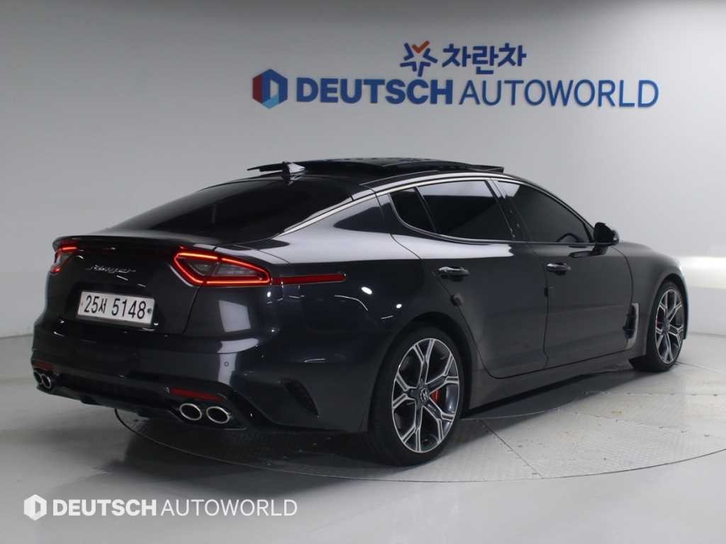 기아 스팅어 가솔린 2.0 터보 2WD 플래티넘 이미지 2