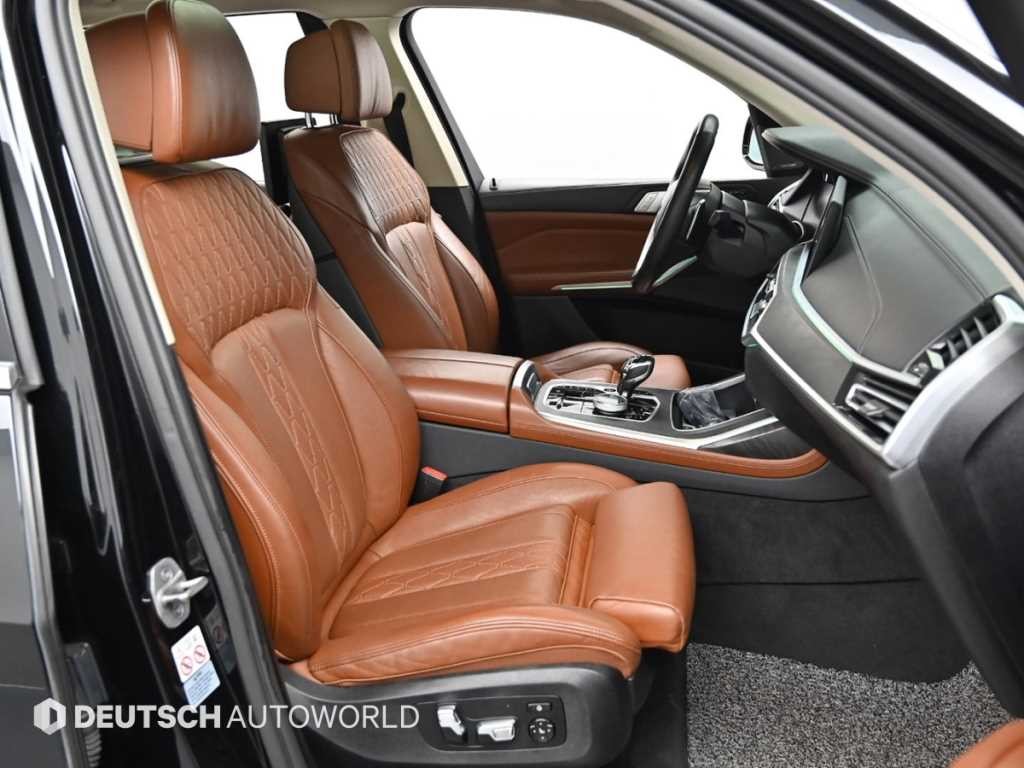 BMW X7 X7 (G07) xDrive 40d 디자인 퓨어 엑셀런스 6인승 이미지 10