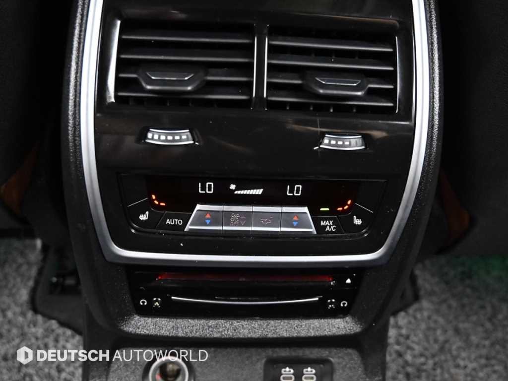 BMW X7 X7 (G07) xDrive 40d 디자인 퓨어 엑셀런스 6인승 이미지 16