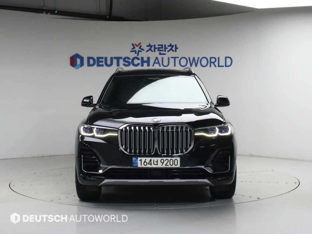 BMW X7 X7 (G07) xDrive 40d 디자인 퓨어 엑셀런스 6인승 이미지 3