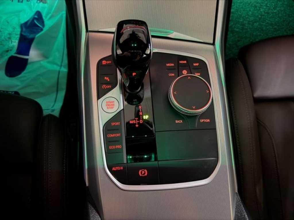 BMW 3시리즈 3시리즈 (G20) 320i 투어링 M 스포츠 이미지 16