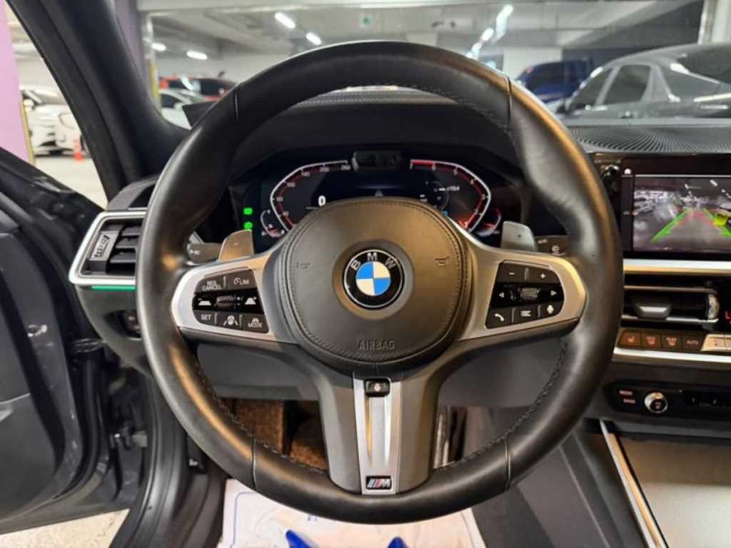 BMW 3시리즈 3시리즈 (G20) 320i 투어링 M 스포츠 이미지 8