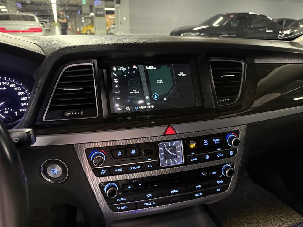 제네시스 G80 2.2D AWD 프리미엄 럭셔리 이미지 12