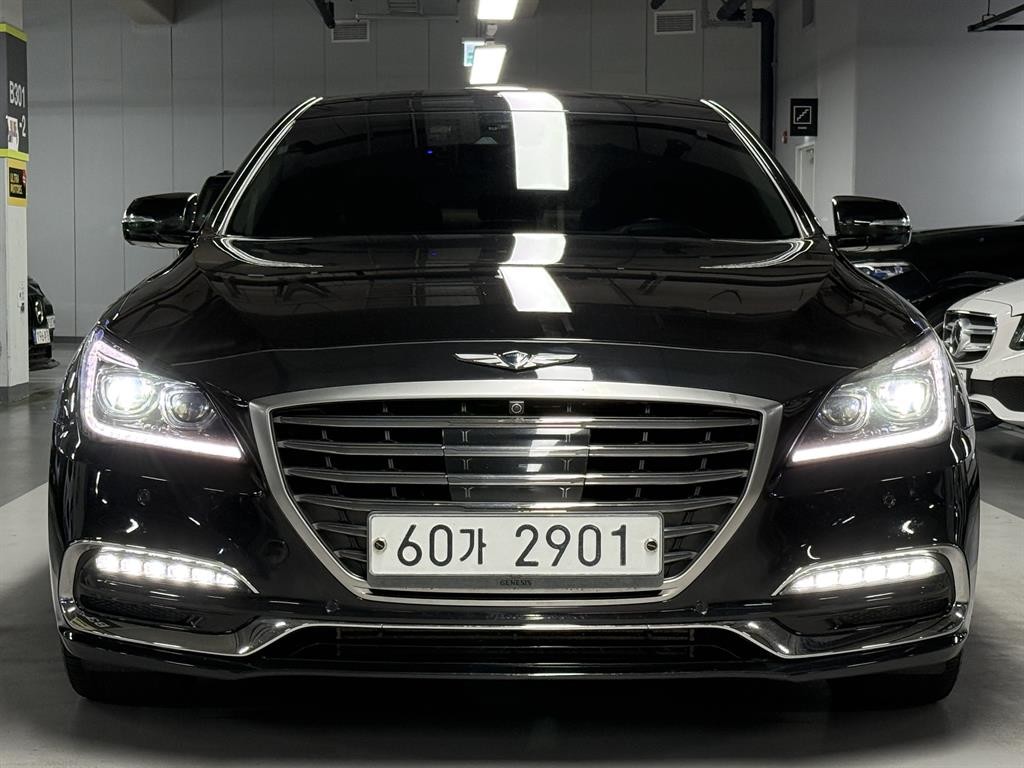 제네시스 G80 2.2D AWD 프리미엄 럭셔리 이미지 2