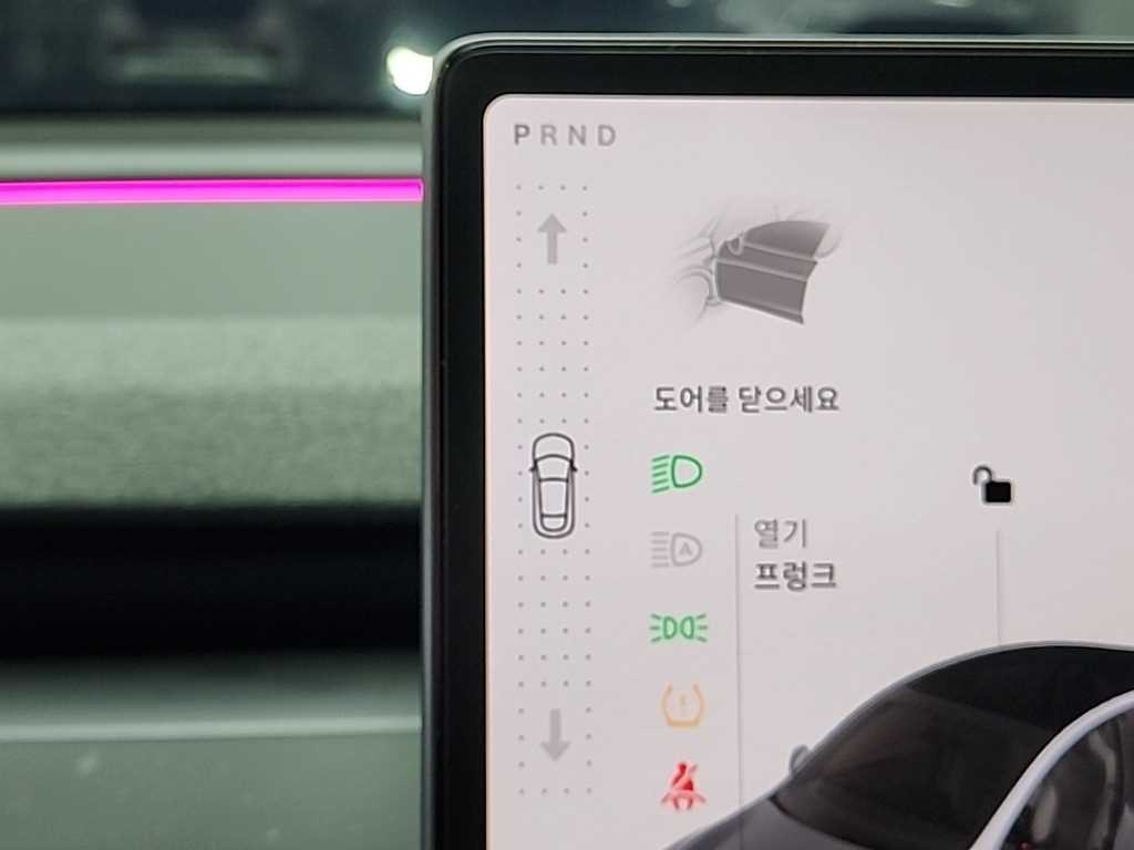 테슬라 모델 Y 롱 레인지 이미지 8