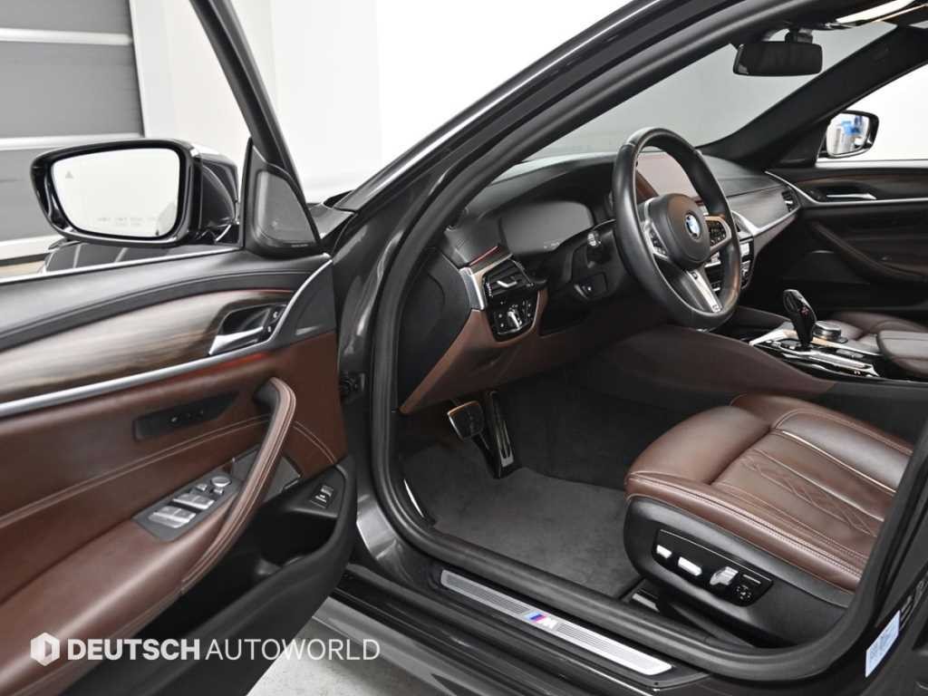 BMW 5시리즈 5시리즈 (G30) 520i M 스포츠 이미지 11
