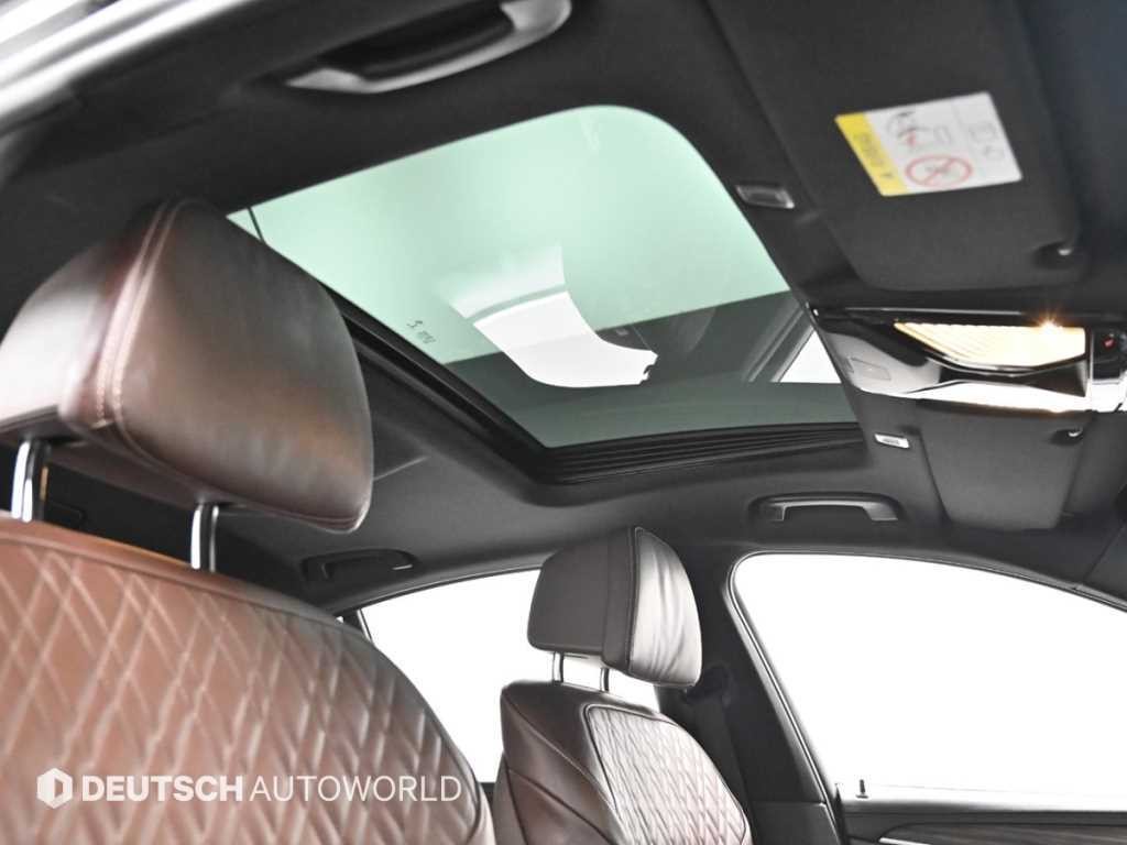 BMW 5시리즈 5시리즈 (G30) 520i M 스포츠 이미지 18