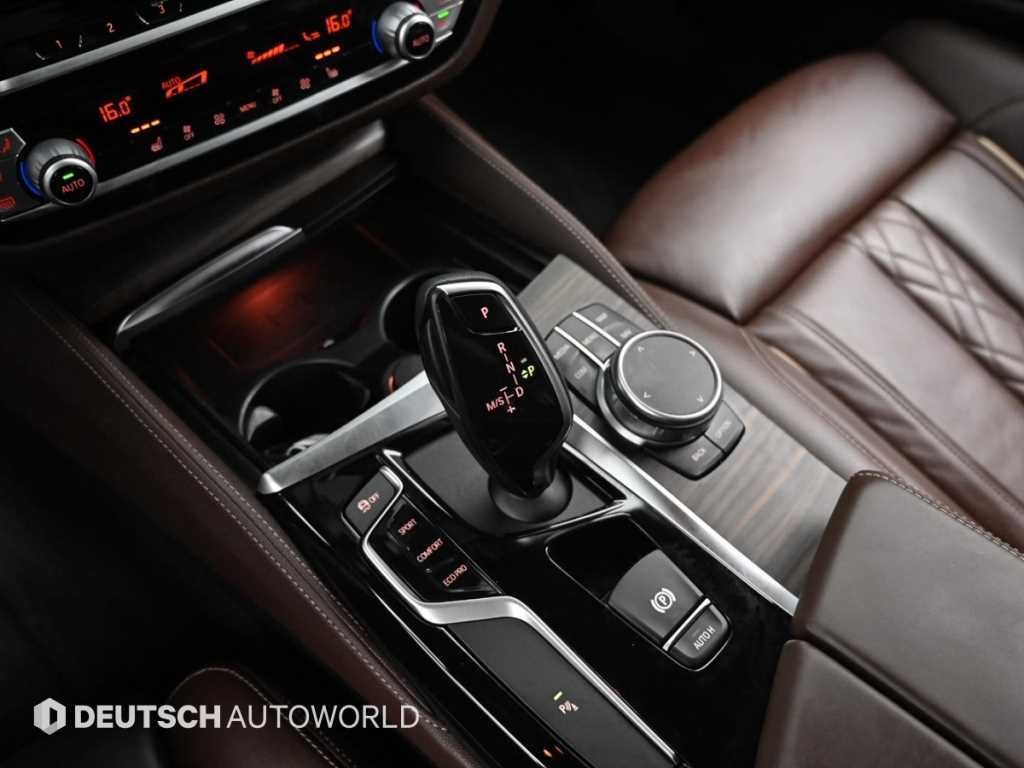 BMW 5시리즈 5시리즈 (G30) 520i M 스포츠 이미지 9