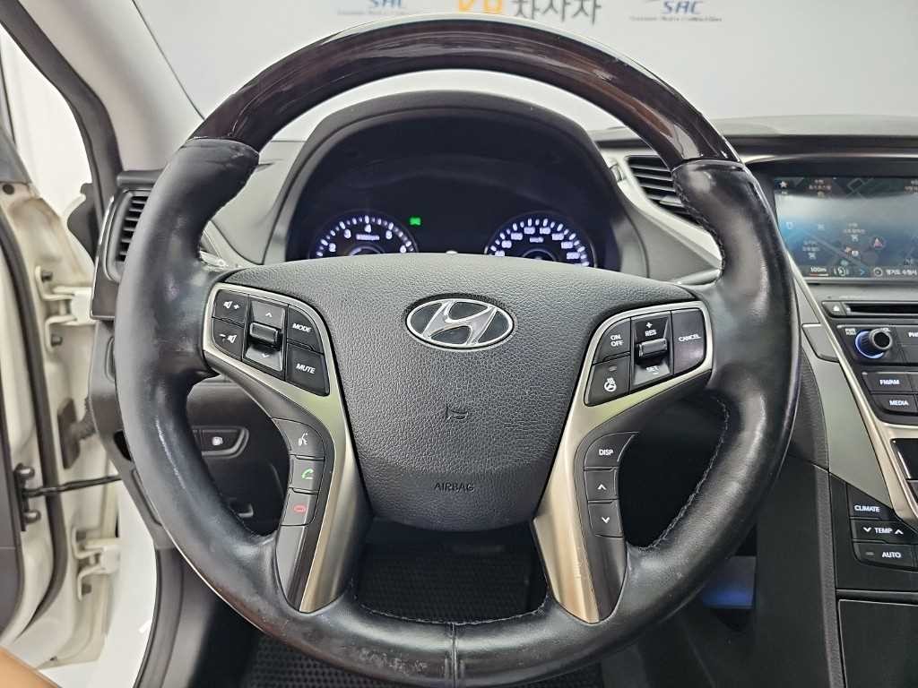 현대 그랜저 그랜저 HG HG300 EXCLUSIVE 이미지 9
