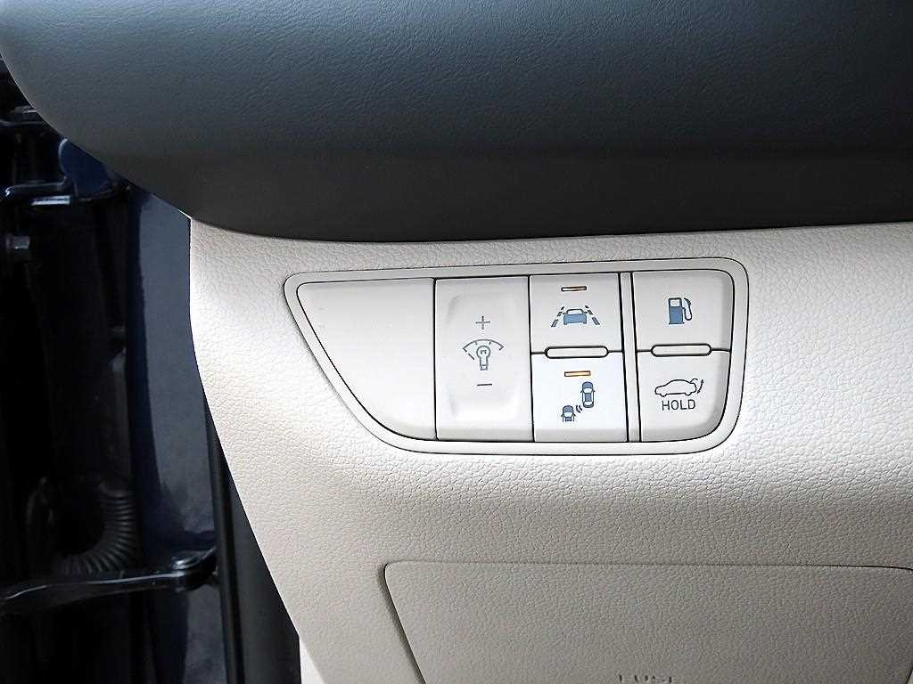제네시스 G70 3.3T 스포츠 AWD 프레스티지 이미지 13