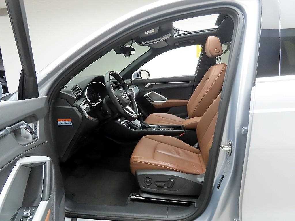 아우디 Q3 Q3 (F3) 35 TDI 프리미엄 이미지 12
