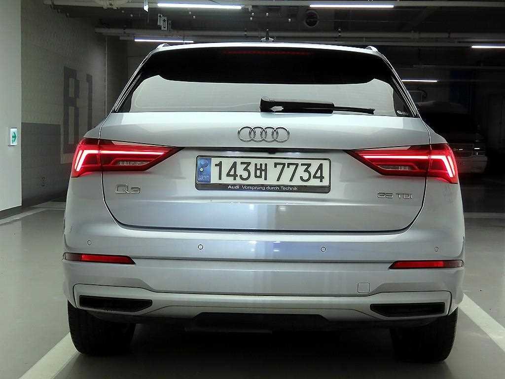 아우디 Q3 Q3 (F3) 35 TDI 프리미엄 이미지 3