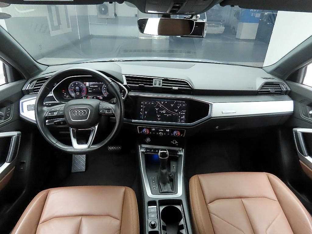 아우디 Q3 Q3 (F3) 35 TDI 프리미엄 이미지 8