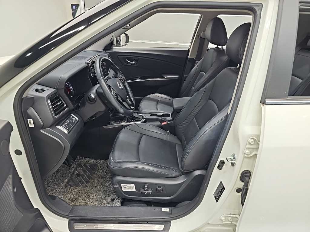 KG모빌리티(쌍용) 티볼리 베리 뉴 티볼리 2WD 가솔린 1.5 V5 이미지 11
