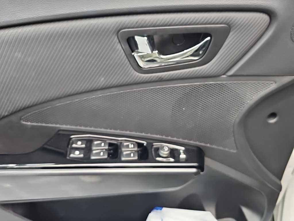 KG모빌리티(쌍용) 티볼리 베리 뉴 티볼리 2WD 가솔린 1.5 V5 이미지 15