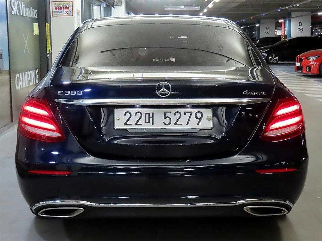 벤츠 E 클래스 E-클래스 W213 E300 4MATIC 아방가르드 이미지 5