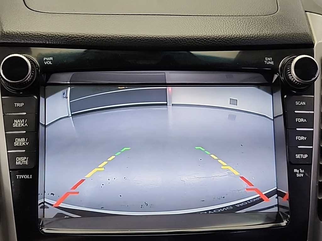 KG모빌리티(쌍용) 티볼리 디젤 2WD 1.6 LX 이미지 15