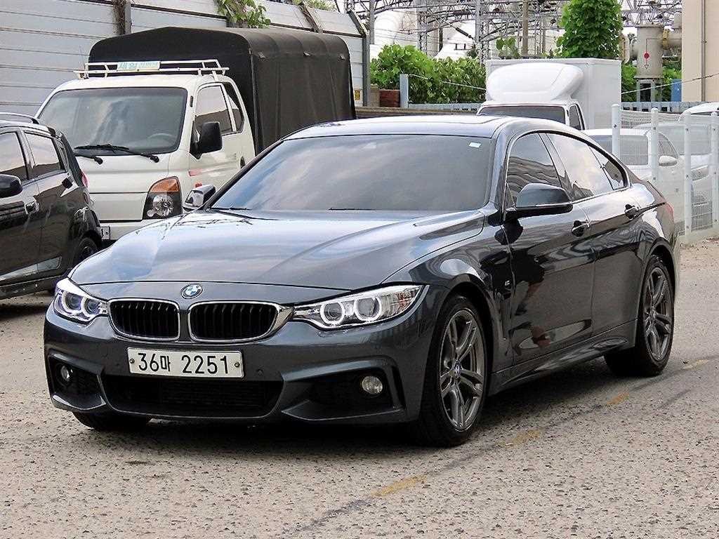 BMW 4시리즈 4시리즈 (F32) 420i 그란쿠페 M 스포츠 이미지 2