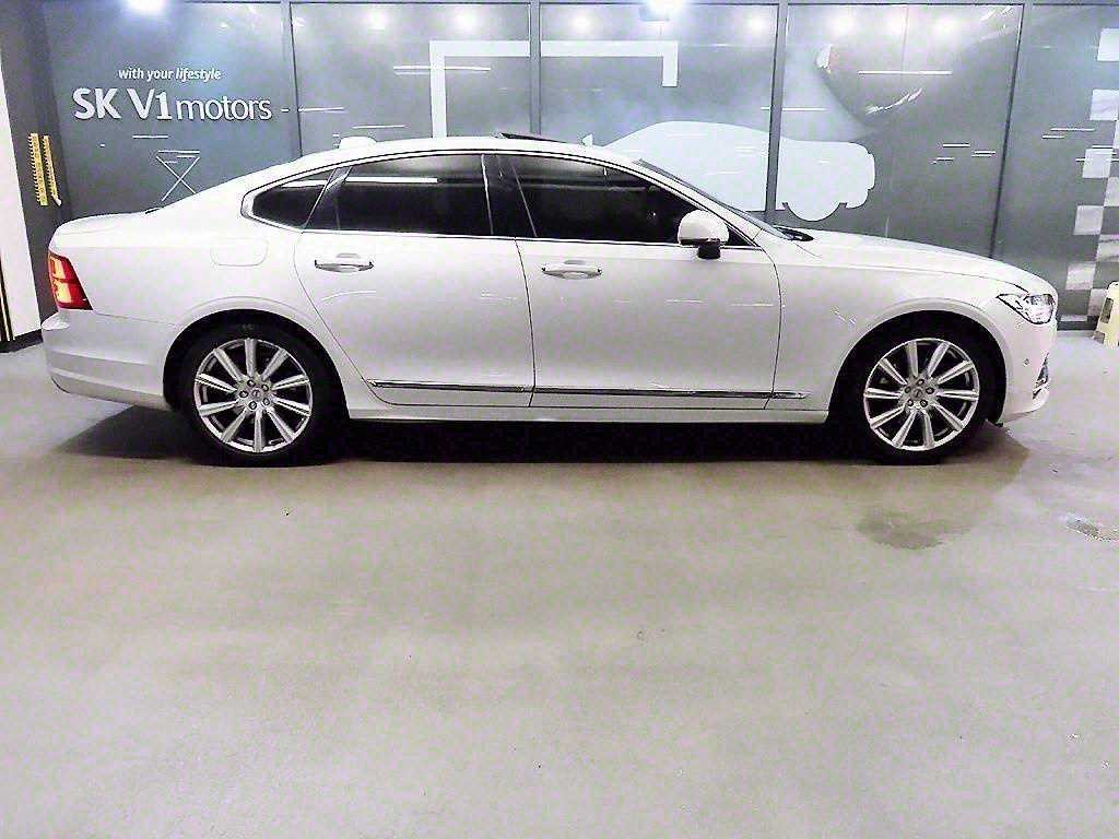 볼보 S90 T5 인스크립션 이미지 3