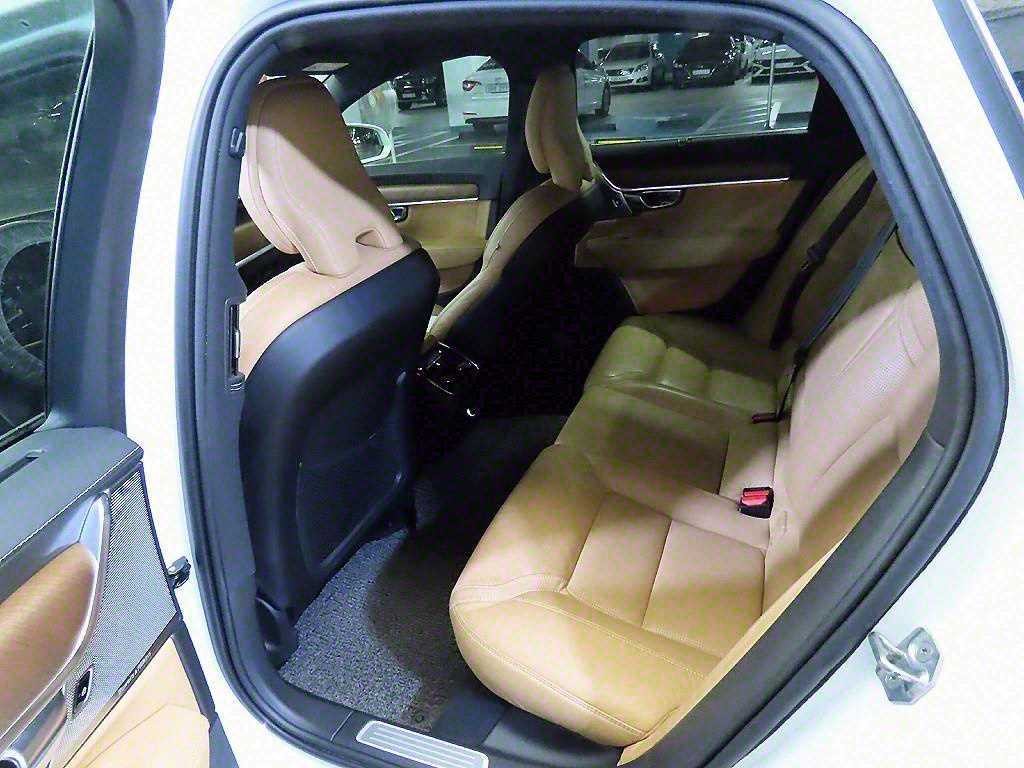 볼보 S90 T5 인스크립션 이미지 7