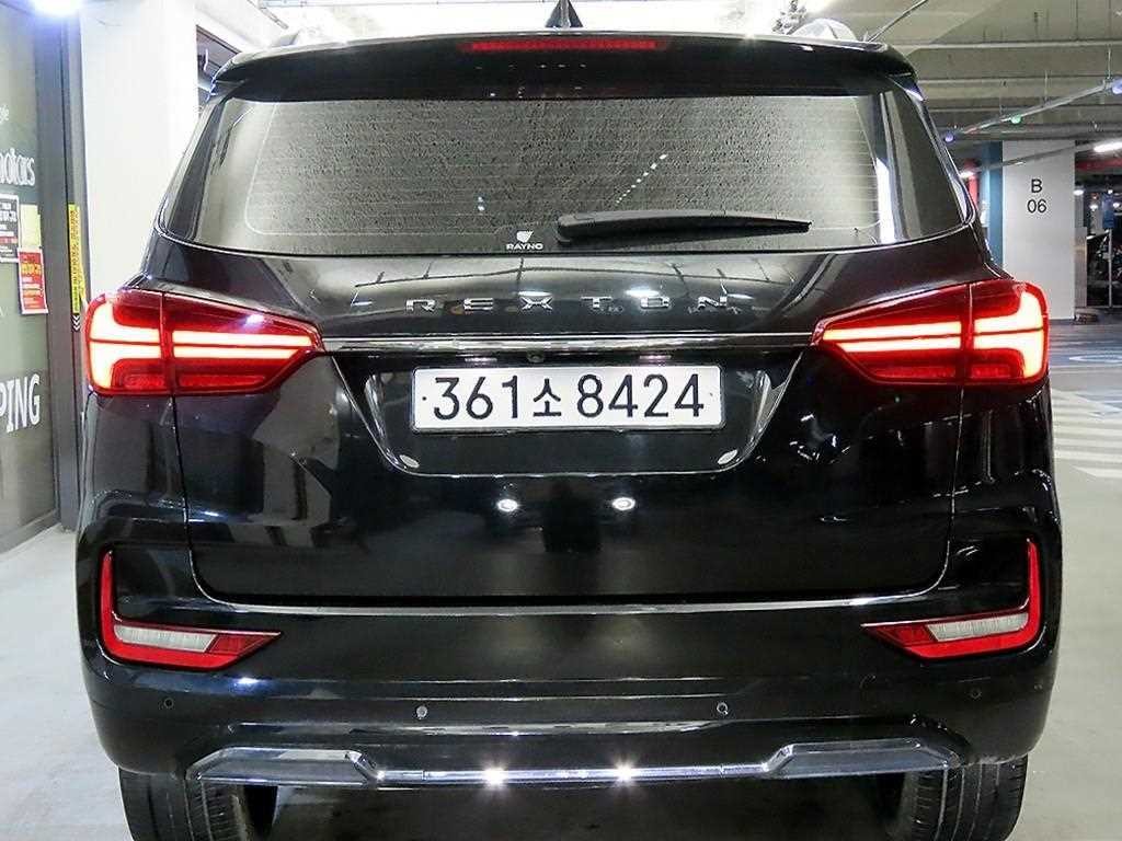 KG모빌리티(쌍용) 렉스턴 올 뉴 렉스턴 (Y450) 디젤 2.2 4WD 더 블랙 이미지 5