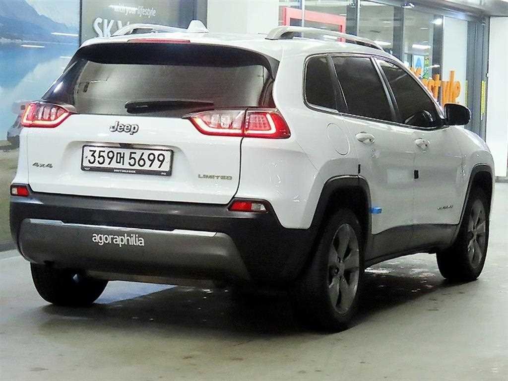 지프 체로키 체로키(KL) 2.4 리미티드 AWD 이미지 4