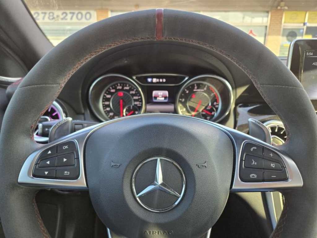 벤츠 GLA 클래스 GLA클래스 X156 GLA45 AMG 4MATIC 이미지 8