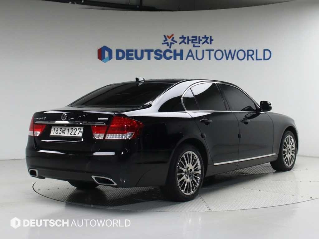 KG모빌리티(쌍용) 체어맨 뉴체어맨W 가솔린 4WD CW700 4TRONIC VIP 이미지 2