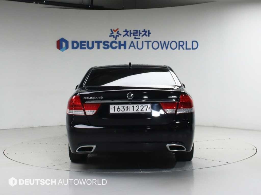 KG모빌리티(쌍용) 체어맨 뉴체어맨W 가솔린 4WD CW700 4TRONIC VIP 이미지 4