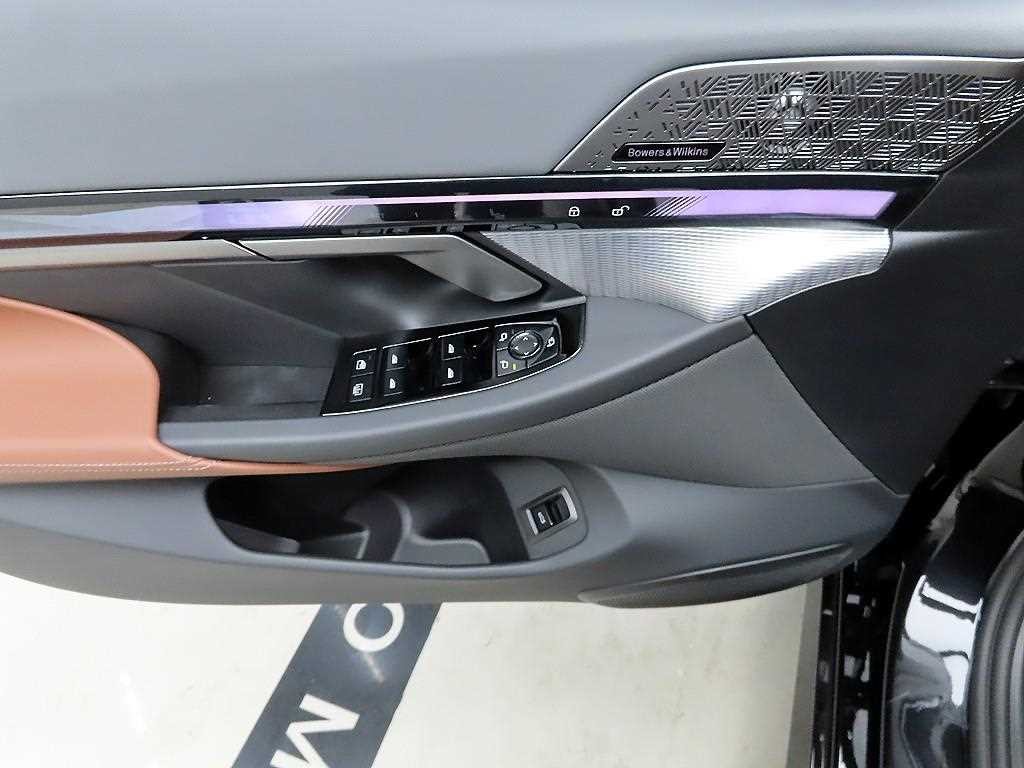 BMW 5시리즈 5시리즈 (G60) 530i xDrive M 스포츠 프로 스페셜 에디션 이미지 11
