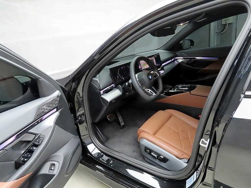 BMW 5시리즈 5시리즈 (G60) 530i xDrive M 스포츠 프로 스페셜 에디션 이미지 5