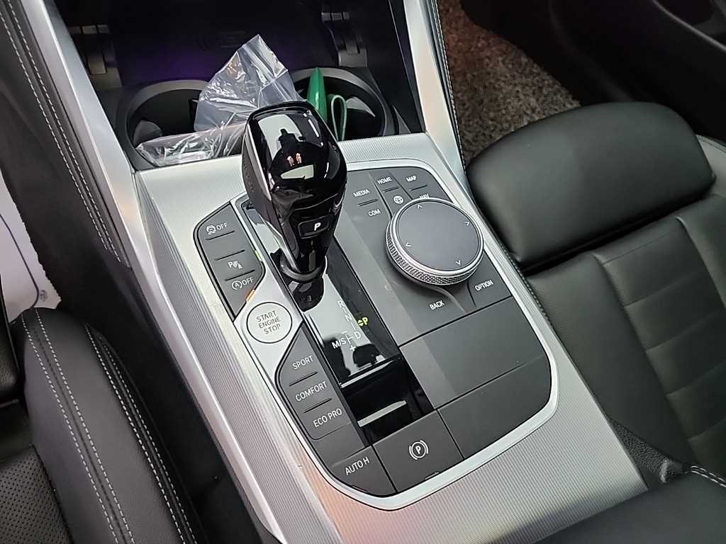 BMW 4시리즈 4시리즈 (G22) 420i 쿠페 M 스포츠 이미지 8