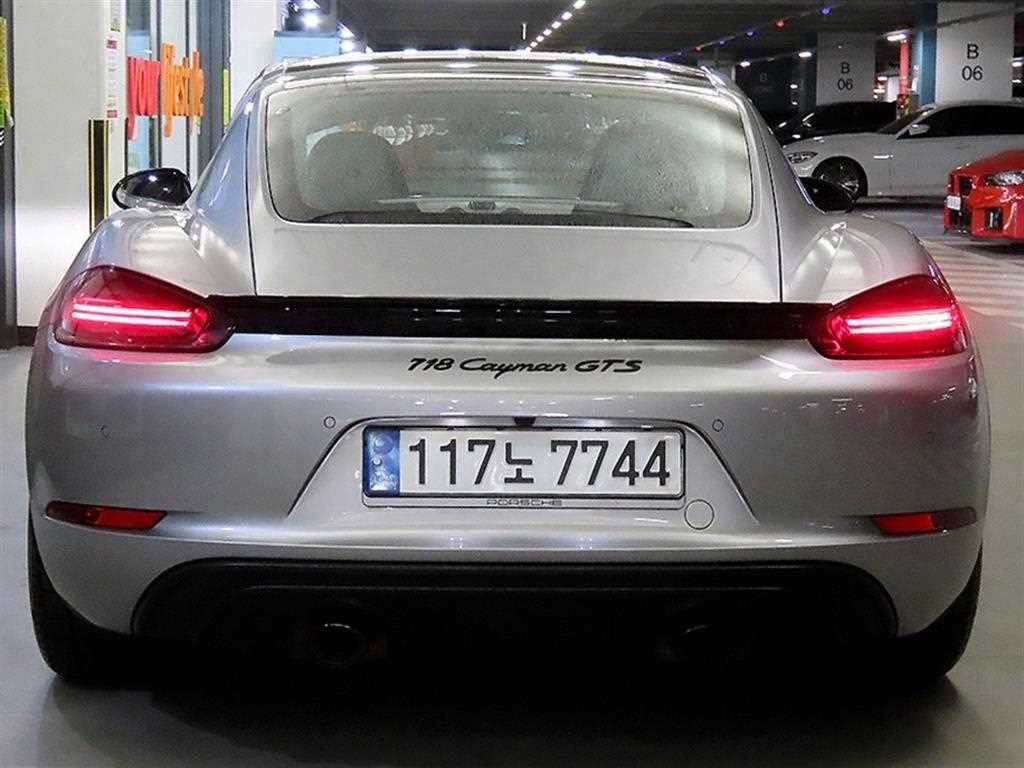 포르쉐 718 718 카이맨 4.0 GTS 이미지 5