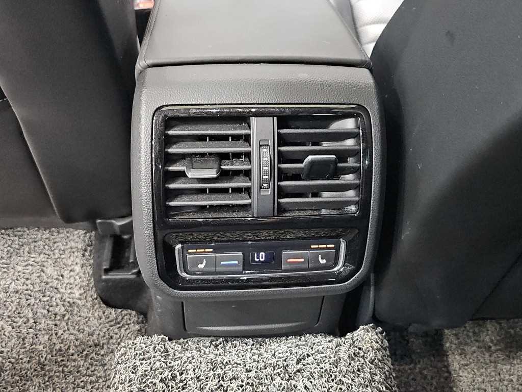폭스바겐 파사트 파사트GT(B8) 2.0 TDI 4모션 프레스티지 이미지 13