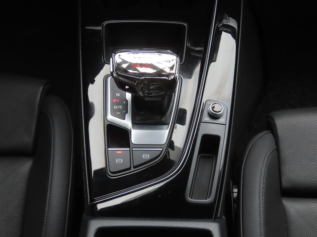 아우디 A4 A4 (B9) 40 TFSI 프리미엄 이미지 12
