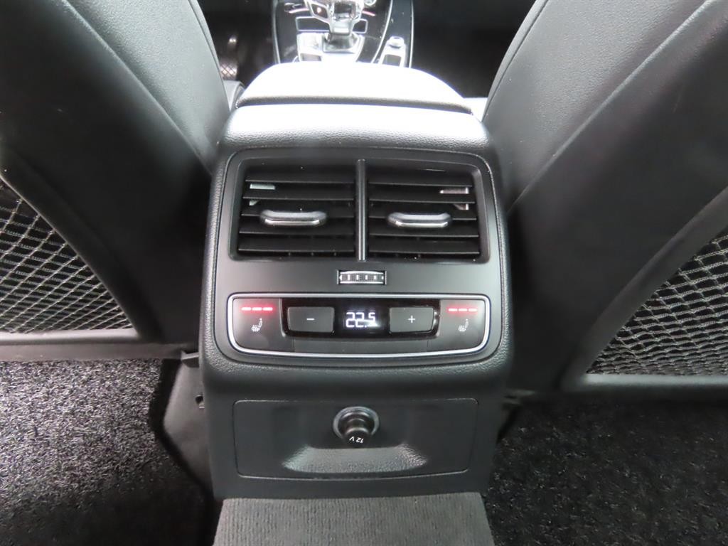 아우디 A4 A4 (B9) 40 TFSI 프리미엄 이미지 7