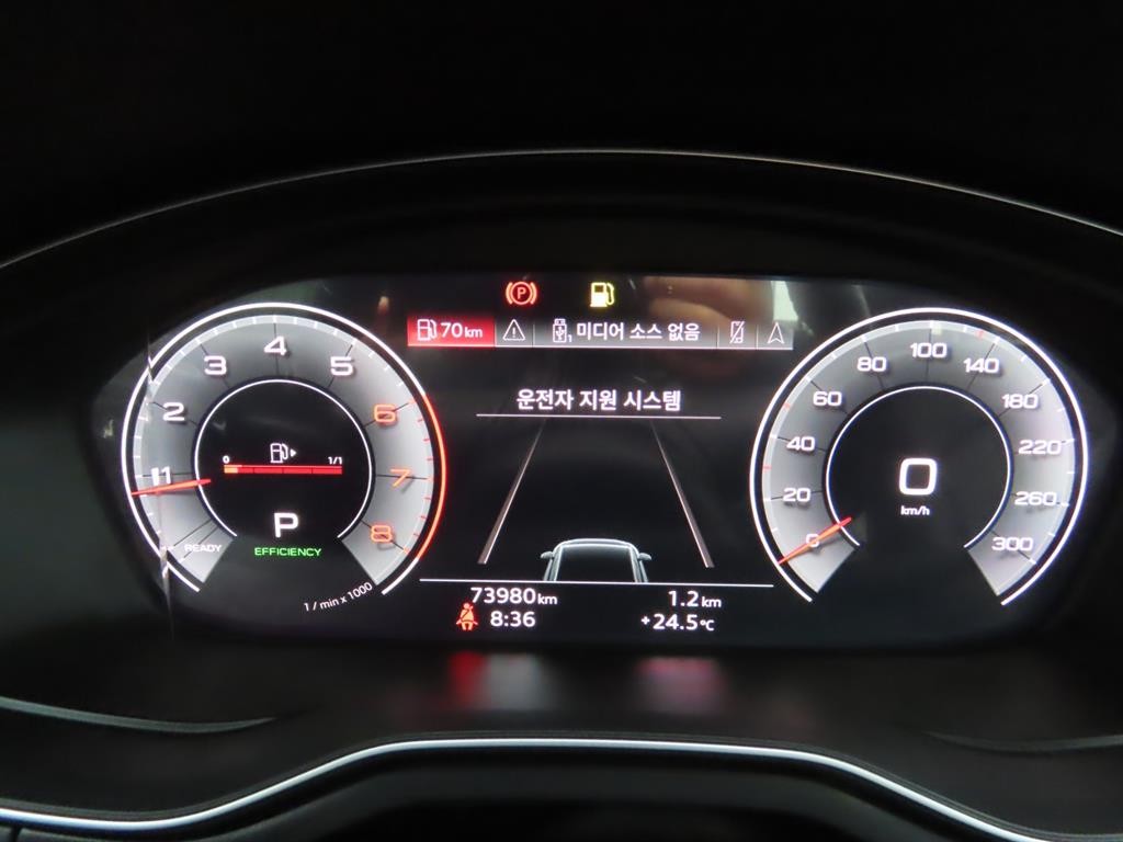 아우디 A4 A4 (B9) 40 TFSI 프리미엄 이미지 9