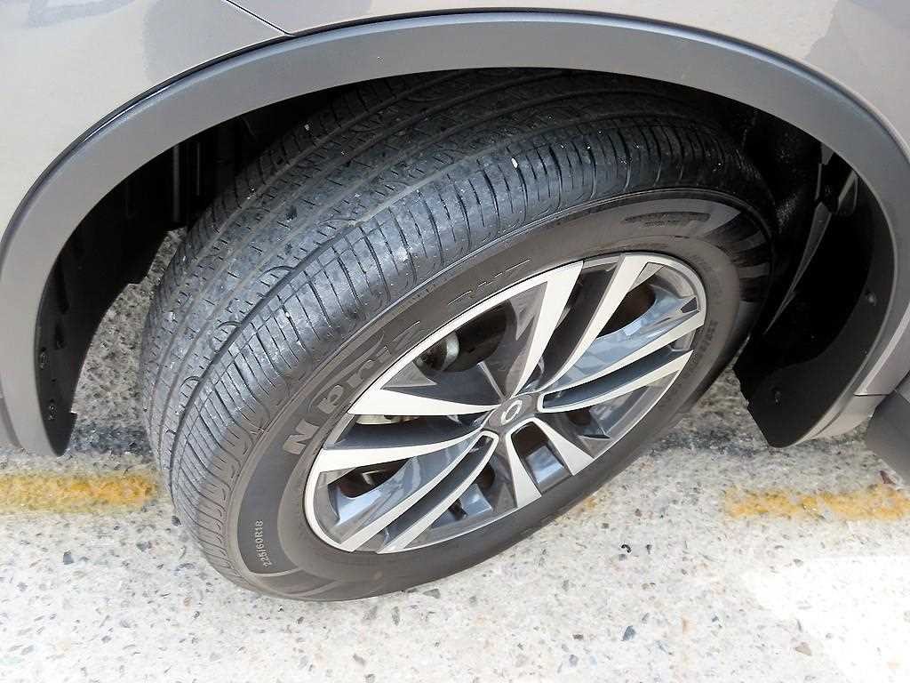 르노코리아(삼성) QM6 더뉴QM6 2.0 LPe LE 2WD 이미지 20
