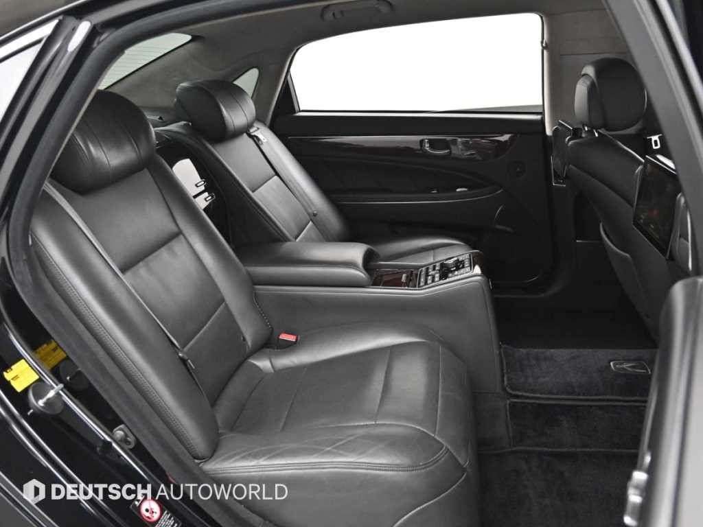 현대 에쿠스 에쿠스(신형) VL500(LIMOUSINE) 프레스티지 이미지 12