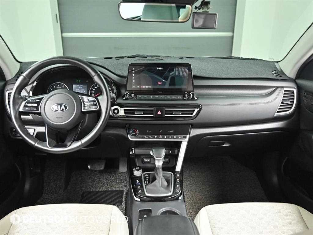 기아 셀토스 가솔린 1.6 터보 4WD 그래비티 이미지 7