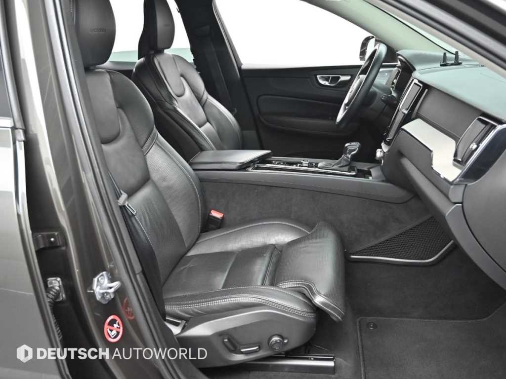 볼보 XC60 XC60(2세대) T6 AWD 인스크립션 이미지 10