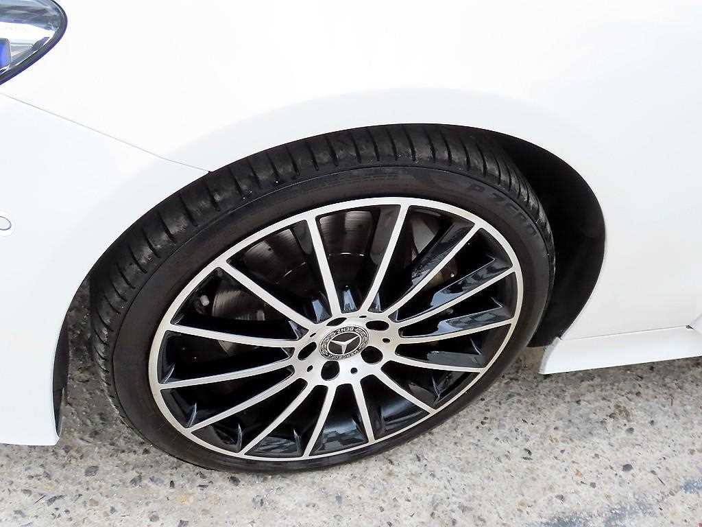 벤츠 E 클래스 E-클래스 W213 E450 4MATIC 카브리올레 이미지 20