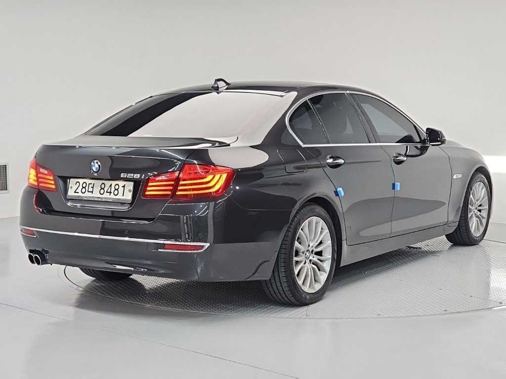BMW 5시리즈 5시리즈 (F10) 528i 럭셔리 이미지 4